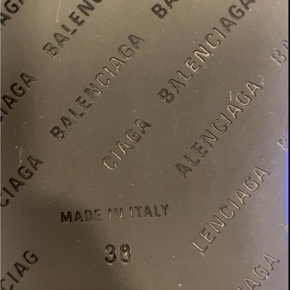 Rise leather platform slides in white - Balenciaga - Picture 8 of 11